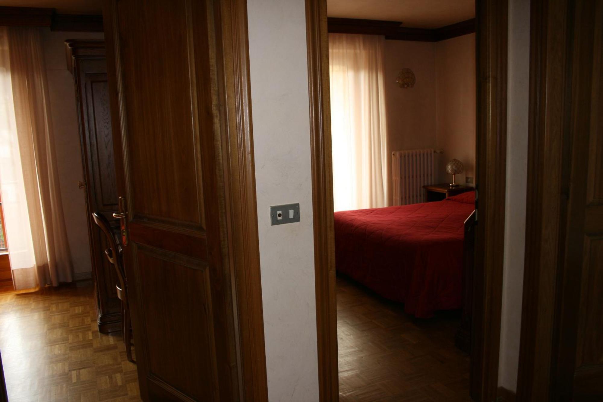 Hotel Panoramique 토르그논 객실 사진
